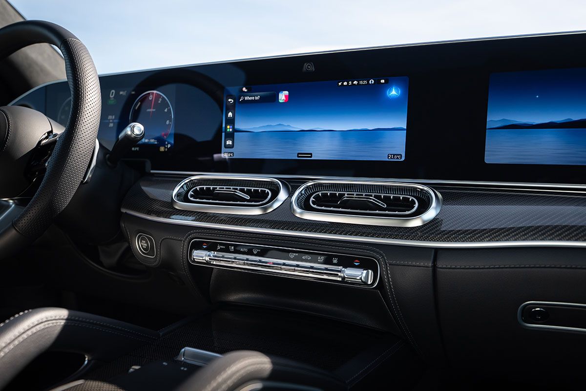 Der Innenraum des neuen Mercedes-Benz GLE im Autohaus SCHADE