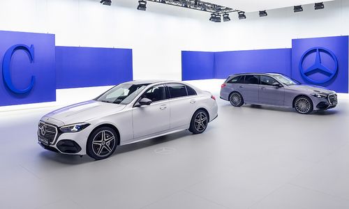 Die brandneue Mercedes-Benz C-Klasse im Autohaus SCHADE Die brandneue Mercedes-Benz C-Klasse im Autohaus SCHADE