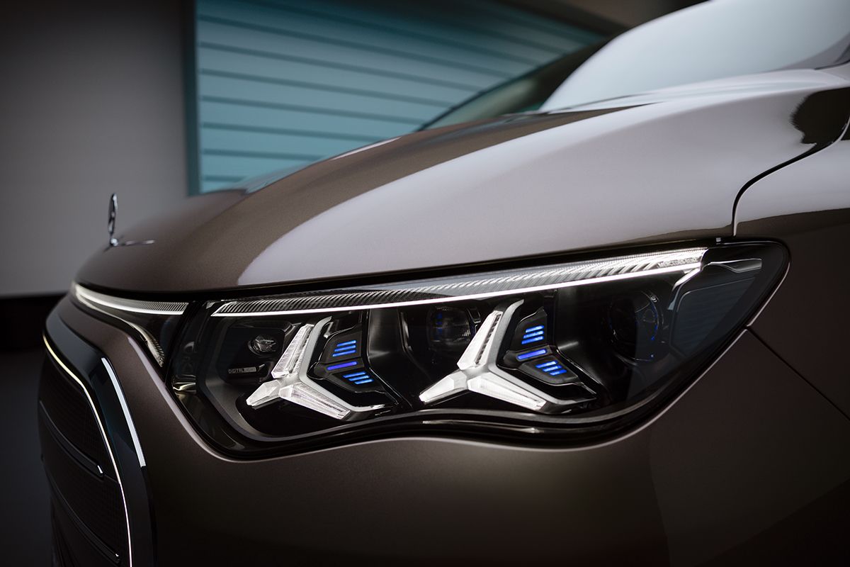 Detailbilder der Front des neuen vollelektrischen VLE