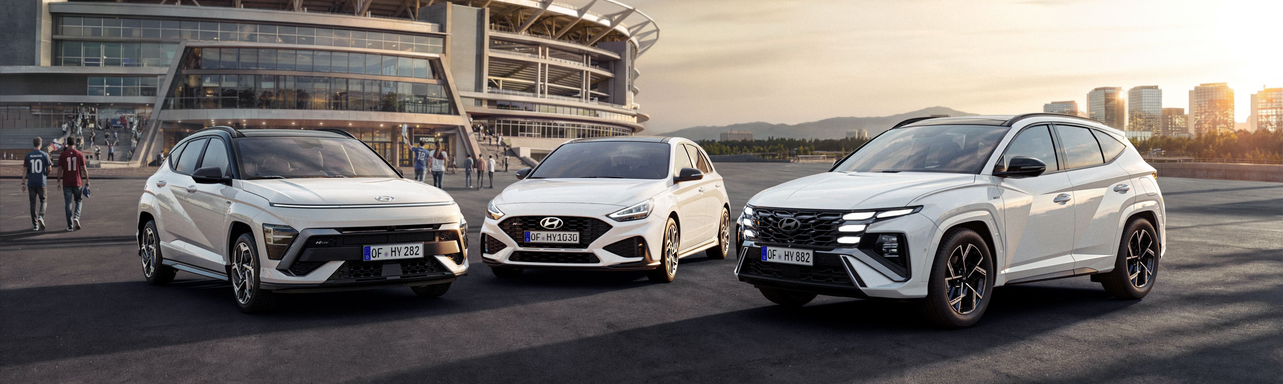 Hyundai Fahrzeuge Kona, i20 und TUCSON in weiß
