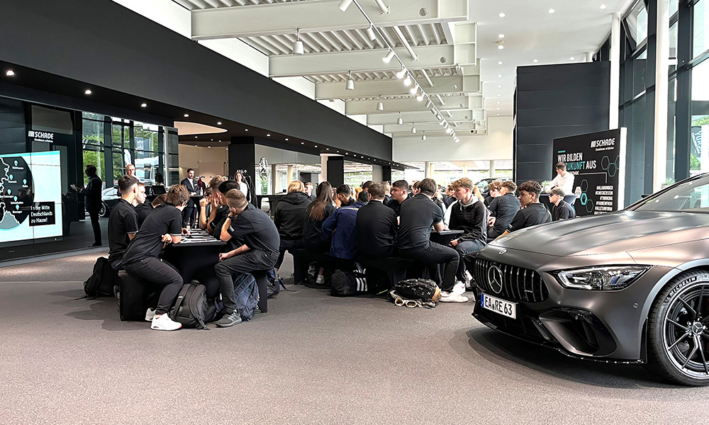 Ausbildungsstart 2023 im Autohaus SCHADE