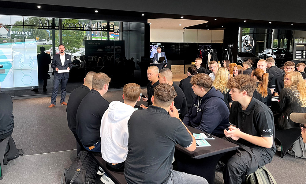 Ausbildungsstart 2023 im Autohaus SCHADE