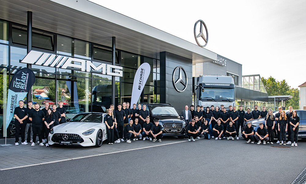 Azubistart 2024 im Autohaus SCHADE