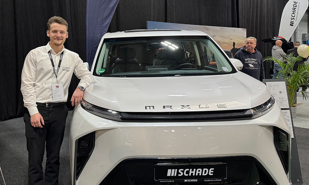 Autohaus SCHADE auf der Automobilmesse Erfurt 2025 - Mercedes-AMG, XPENG, Maxus & Project RHINO von Krug Expedition