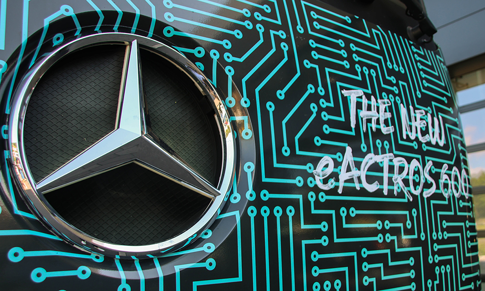 Vorstellung des neuen eActros 600 im Autohaus SCHADE