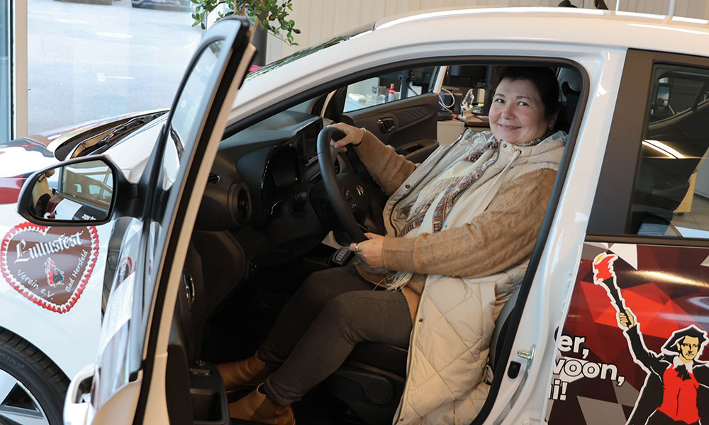 Fahrzeugübergabe Hyundai i10 Lullusfest 2023